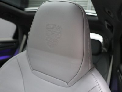 2022 Porsche CAYENNE thumbnail 59