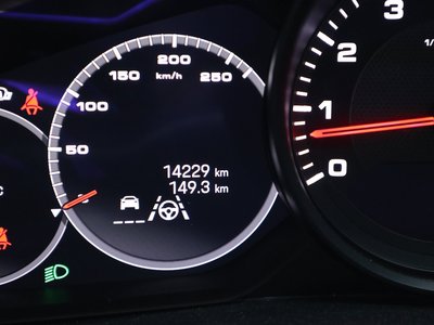 2022 Porsche CAYENNE thumbnail 35