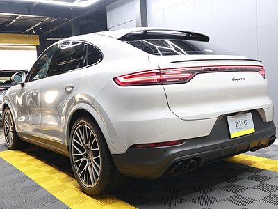 2022 Porsche CAYENNE thumbnail 11