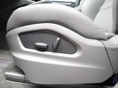 2022 Porsche CAYENNE thumbnail 62