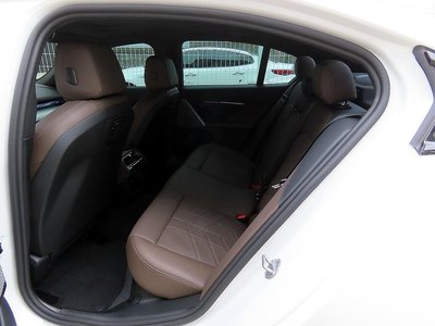 2025 BMW 5 SERIES 照片 7