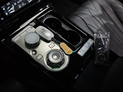 2024 Genesis G80 (RG3) thumbnail 12