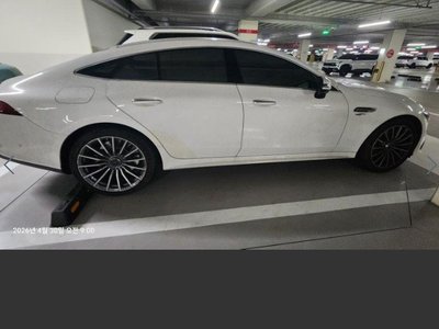 MERCEDES-BENZ AMG GT - 3