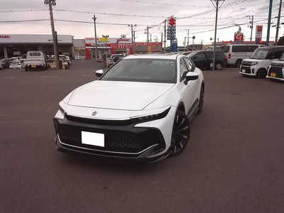 TOYOTA CROWN CROSSOVER