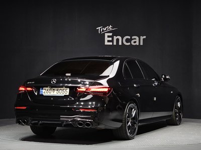 MERCEDES-BENZ E-CLASS - 4