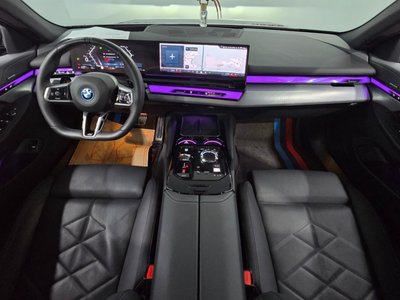 2025 BMW 5 SERIES — фото 9
