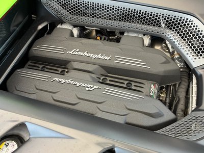 2025 Lamborghini REVUELTO thumbnail 33