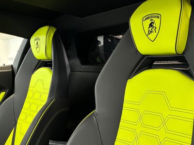2025 Lamborghini REVUELTO thumbnail 12