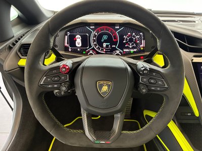 2025 Lamborghini REVUELTO thumbnail 17