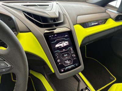 2025 Lamborghini REVUELTO thumbnail 54
