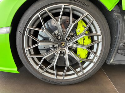2025 Lamborghini REVUELTO thumbnail 49