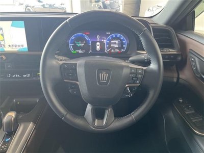 2023 Toyota CROWN CROSSOVER photo 9