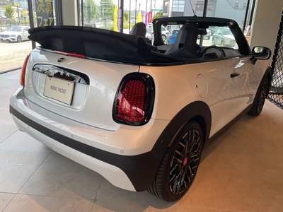 MINI MINI CONVERTIBLE - 5