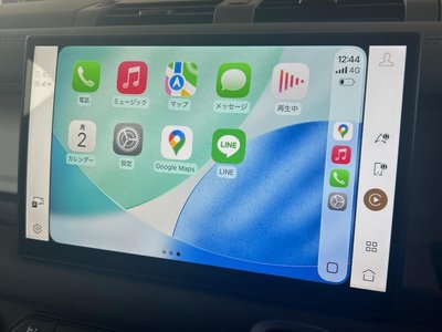 LAND ROVER DEFENDER - 10