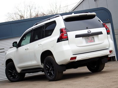 TOYOTA LAND CRUISER PRADO - 6