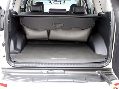 TOYOTA LAND CRUISER PRADO - 10