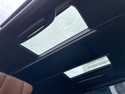 TOYOTA VELLFIRE - 2