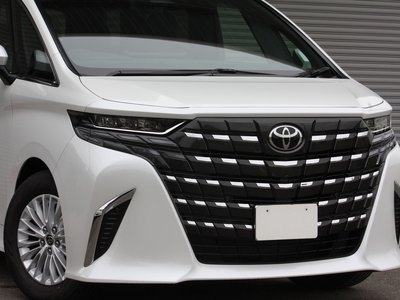 TOYOTA ALPHARD - 5