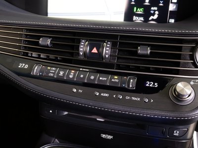 2018 Lexus LS thumbnail 51