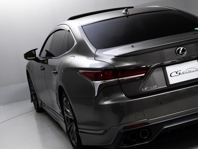 2018 Lexus LS thumbnail 31
