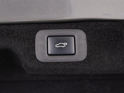 2018 Lexus LS thumbnail 12