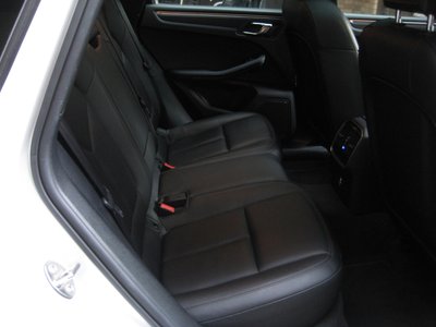 صورة مصغرة 17 لـ 2021 Porsche MACAN