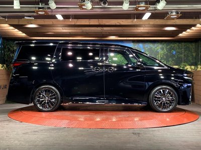 صورة مصغرة 27 لـ 2023 Toyota VELLFIRE
