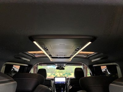 صورة مصغرة 35 لـ 2023 Toyota VELLFIRE