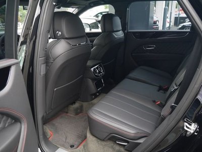 BENTLEY BENTAYGA - 6