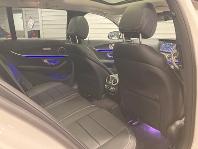 MERCEDES-BENZ E-CLASS - 8