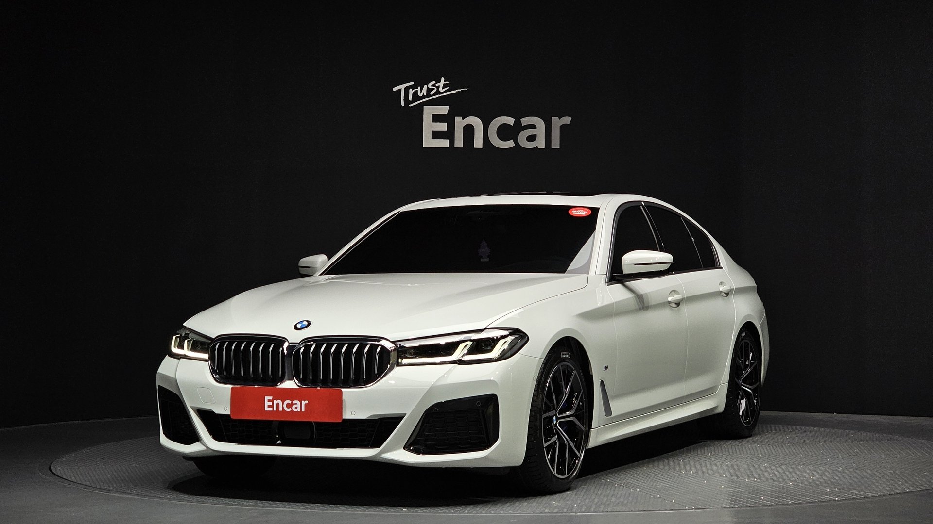 BMW 5 SERIES - View 1