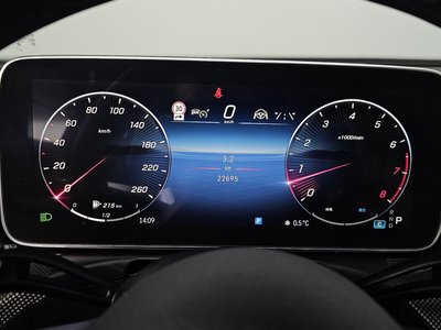 MERCEDES-BENZ C-CLASS - 8