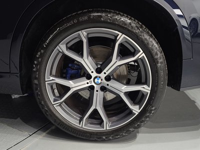 صورة 8 لـ 2025 BMW X5