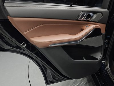 2025 BMW X5 — миниатюра 15
