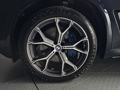 صورة 6 لـ 2025 BMW X5