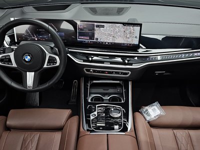صورة 5 لـ 2025 BMW X5