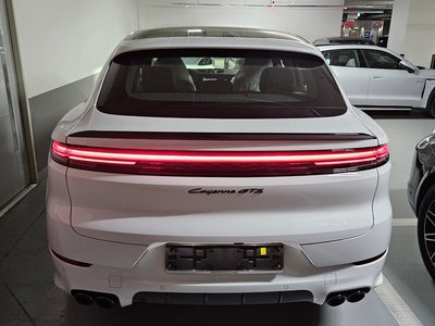 PORSCHE CAYENNE - 4