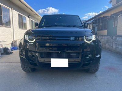 LAND ROVER DEFENDER - 4