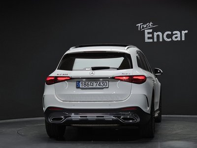 MERCEDES-BENZ GLC - 3