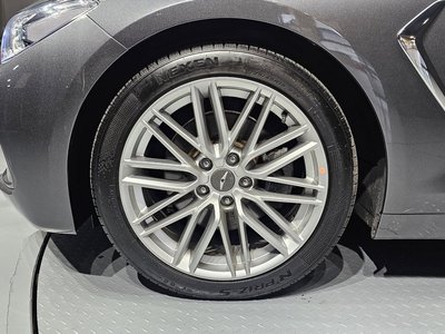 GENESIS G70 - 6