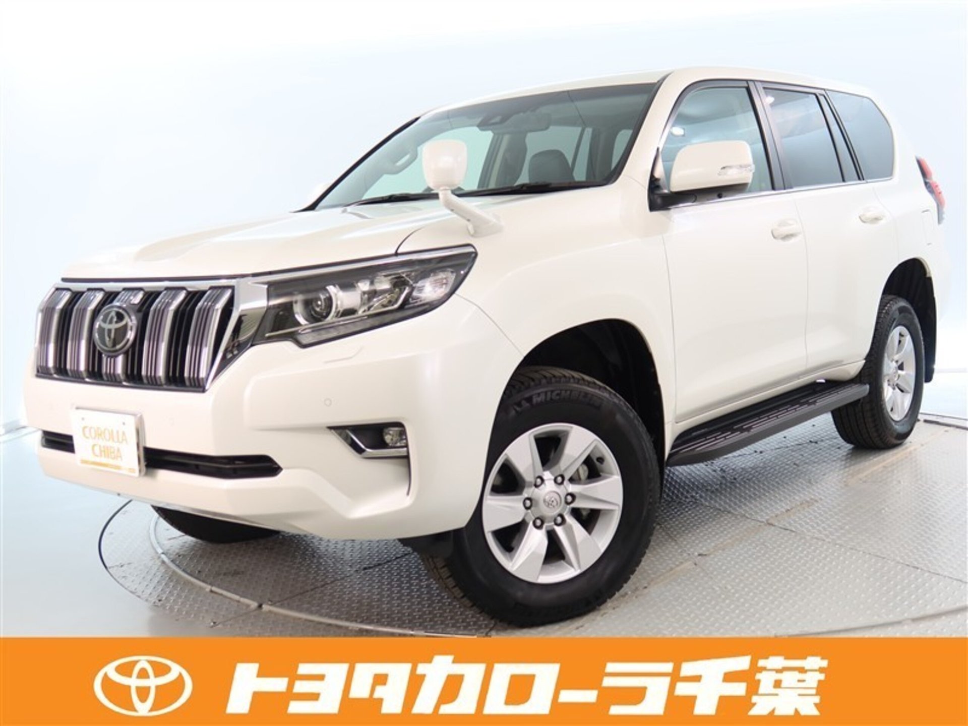 TOYOTA LAND CRUISER PRADO - View 1