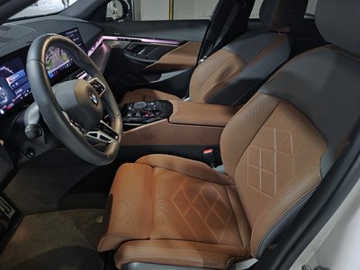 2024 BMW 5 SERIES 缩略图 11
