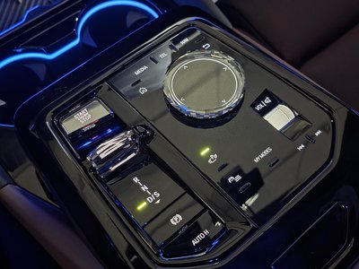 2024 BMW 5 SERIES 照片 9