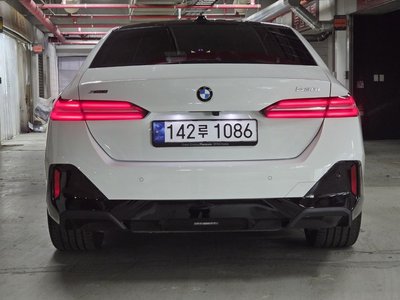 2024 BMW 5 SERIES 照片 3