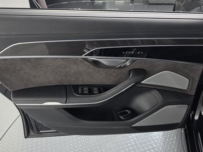 2020 AUDI S8 缩略图 15
