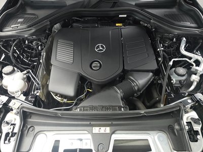 MERCEDES-BENZ GLC - 7