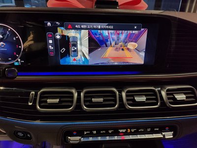 MERCEDES-BENZ GLS - 10