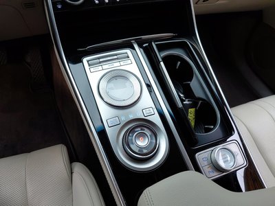 صورة مصغرة 12 لـ 2022 Genesis GV80