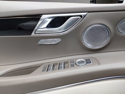 صورة مصغرة 30 لـ 2022 Genesis GV80