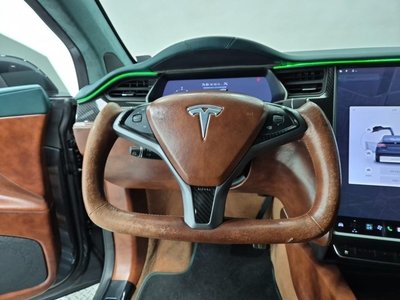2020 Tesla MODEL X — миниатюра 13